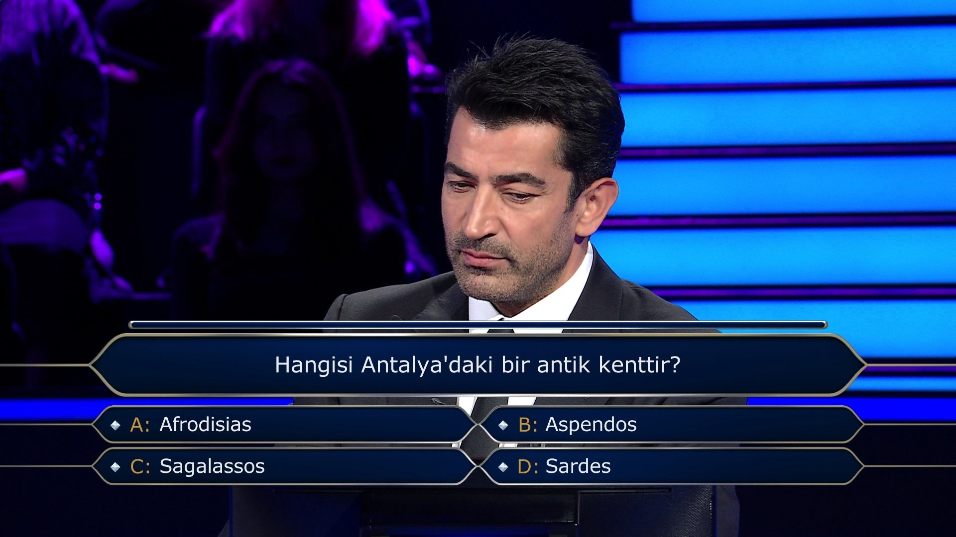 Milyoner'de sıra dışı bir yarışmacı: Ali Topaç