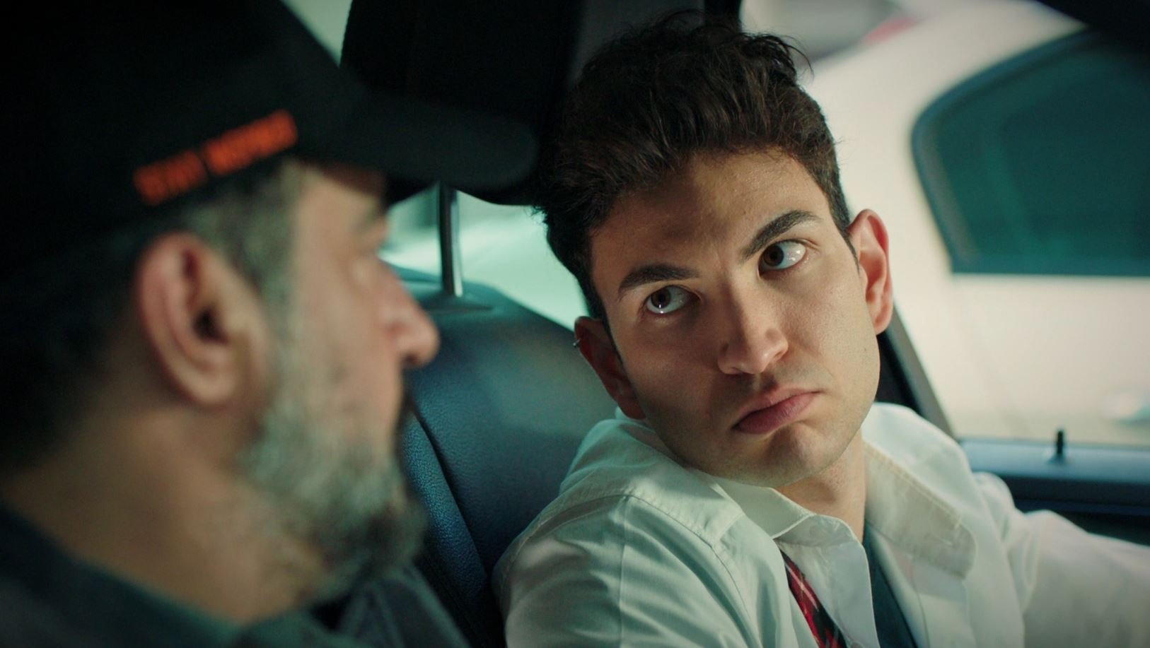 Kardeşlere büyük şok... 