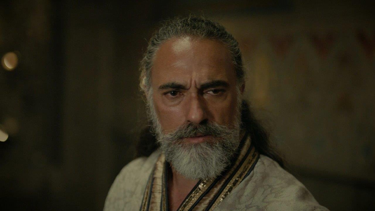 Akkız ve Batuga savaş meydanında!