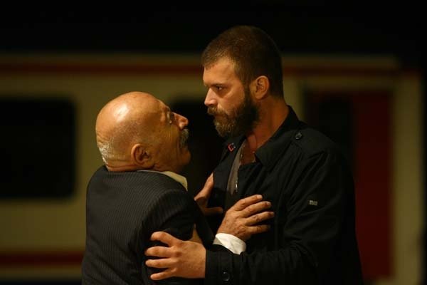 Sekiz (Kıvanç Tatlıtuğ)