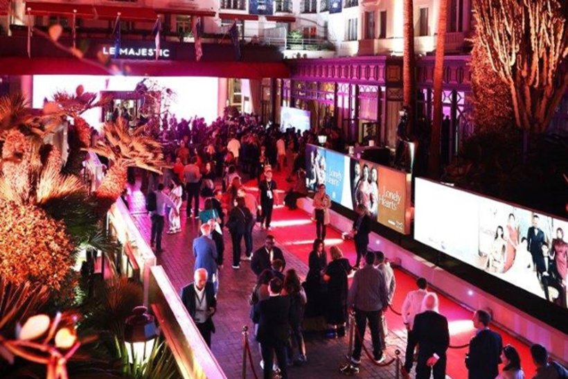 Cannes'da atv rüzgarı esti
