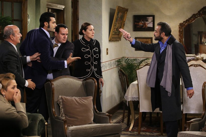 Fekeli konağı basıyor