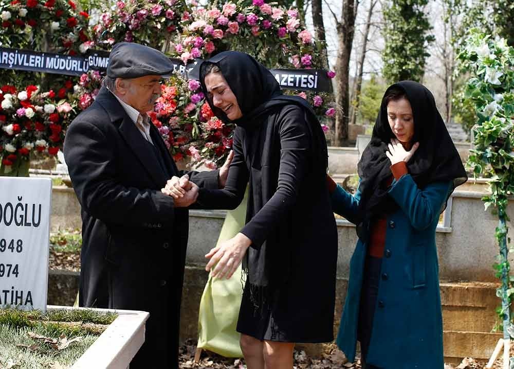 Feride'nin en büyük acısı... 107. Bölüm fotogaleri