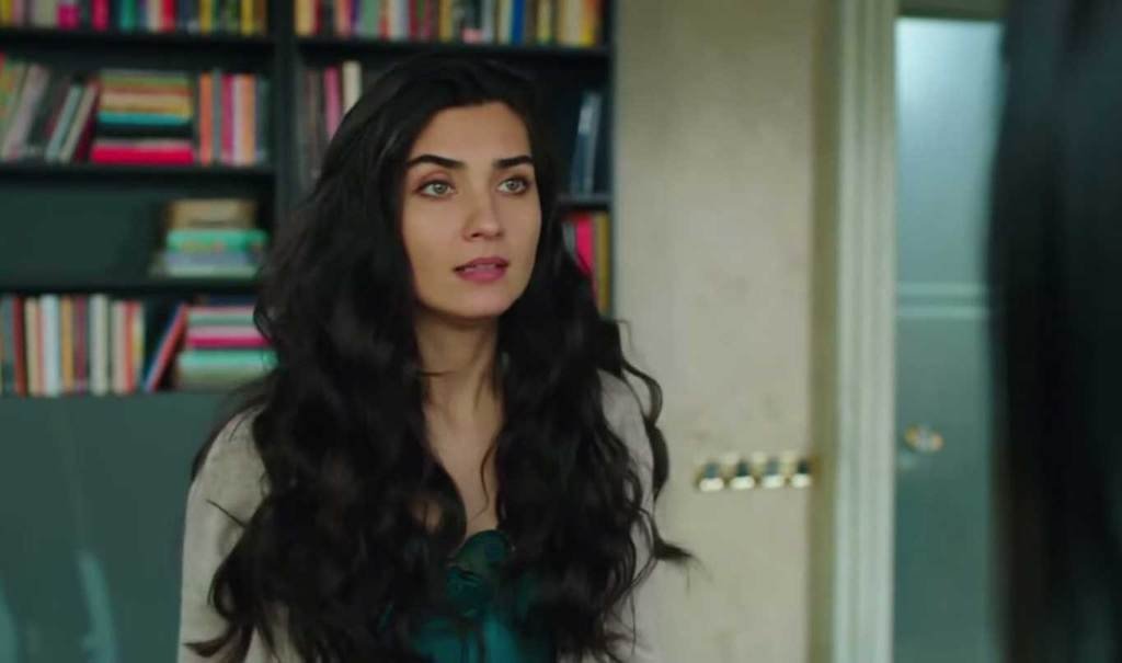Tuba Büyüküstün resimleri