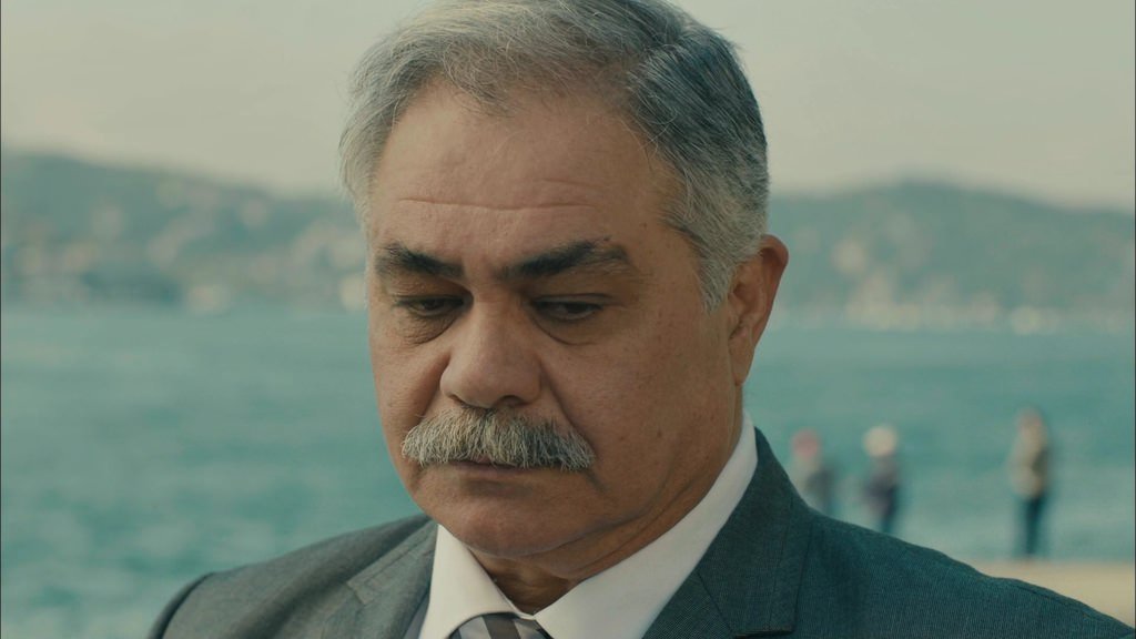 Aşkın yeni sınavı...17.bölüm fotogaleri