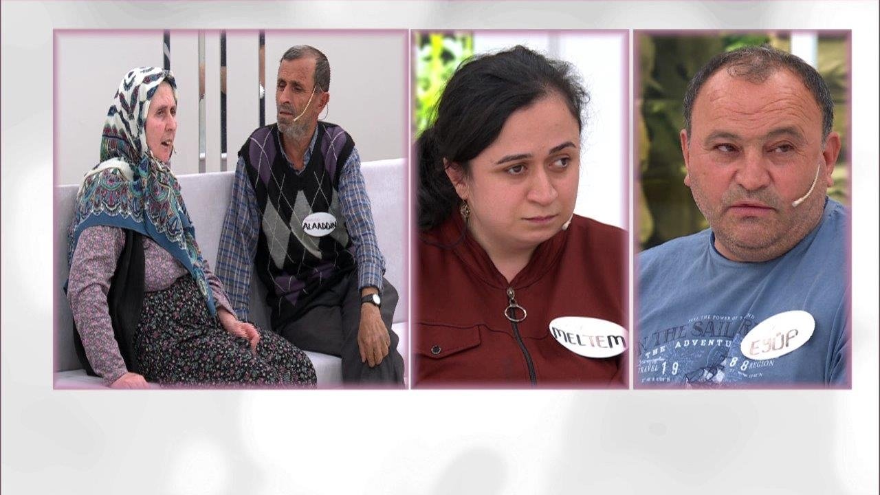 Esra Erol'da engelli kızına böyle seslendi: ''5 bileziği geri ver!''