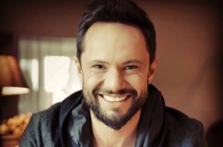 Pop sanatçısı Özgün,  Evli ve Öfkeli’ye konuk oluyor!