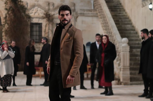 Dünya Hercai’yi konuşmaya devam ediyor!