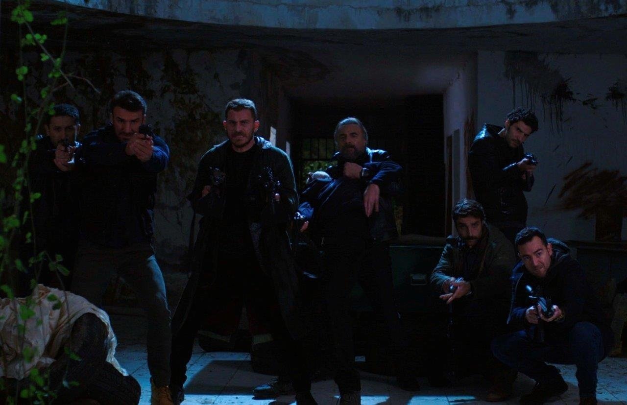 Herkes onu merak ediyor. Ben Bu Cihana Sığmazam Azamet kim? 