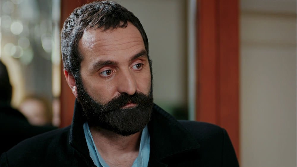 Kertenkele 29. bölüm replik galerisi