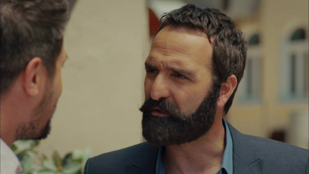 Kertenkele 32. bölüm replik galerisi