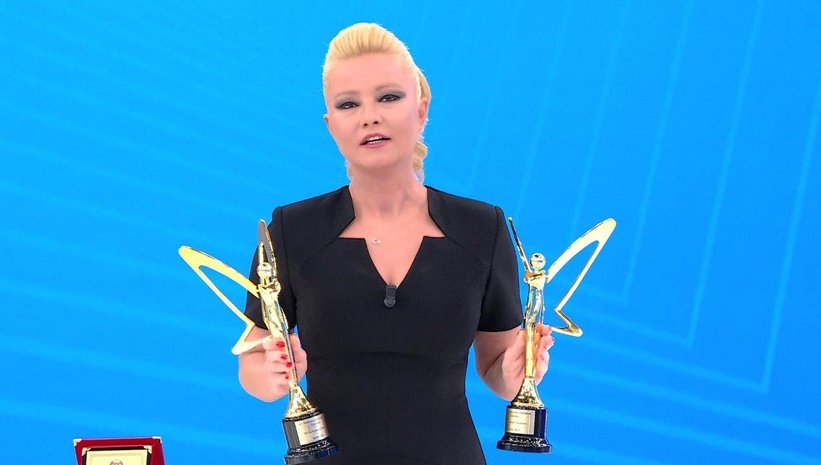 muge-anli-ile-tatli-sert