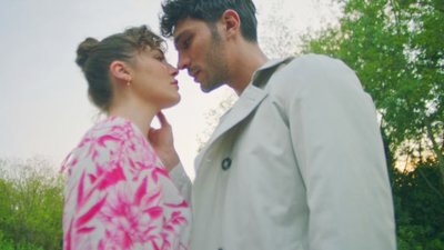 Sevmek Zamanı - İlk tanıtım