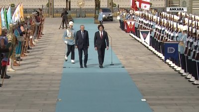 Gürcistan Başbakanı Kobakhidze Külliye’de