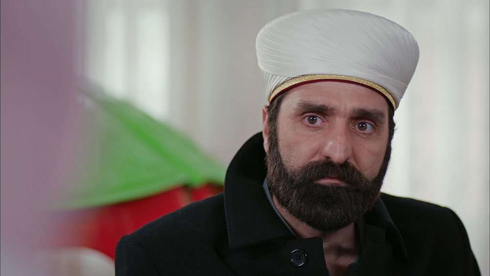 Kertenkele 21. bölüm replik galerisi