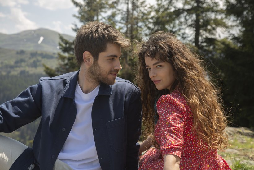 Vermem Seni Ellere'den ilk kareler geldi