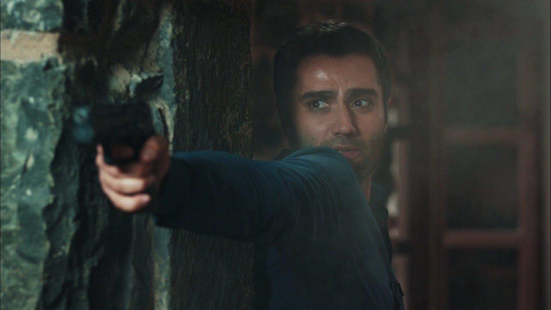 Alpaslan ölüme meydan okuyor!