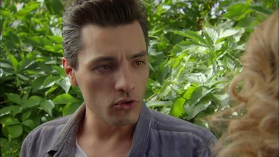 Bora yalan söylüyor