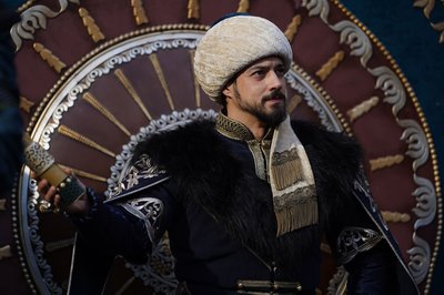 Kuruluş Orhan'da heyecan dorukta! Osmanlı Devleti cihana ilan ediliyor!