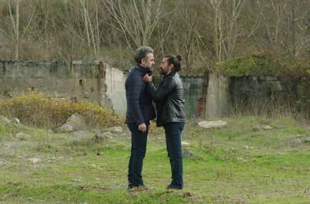 Benden uzak duracaksın!