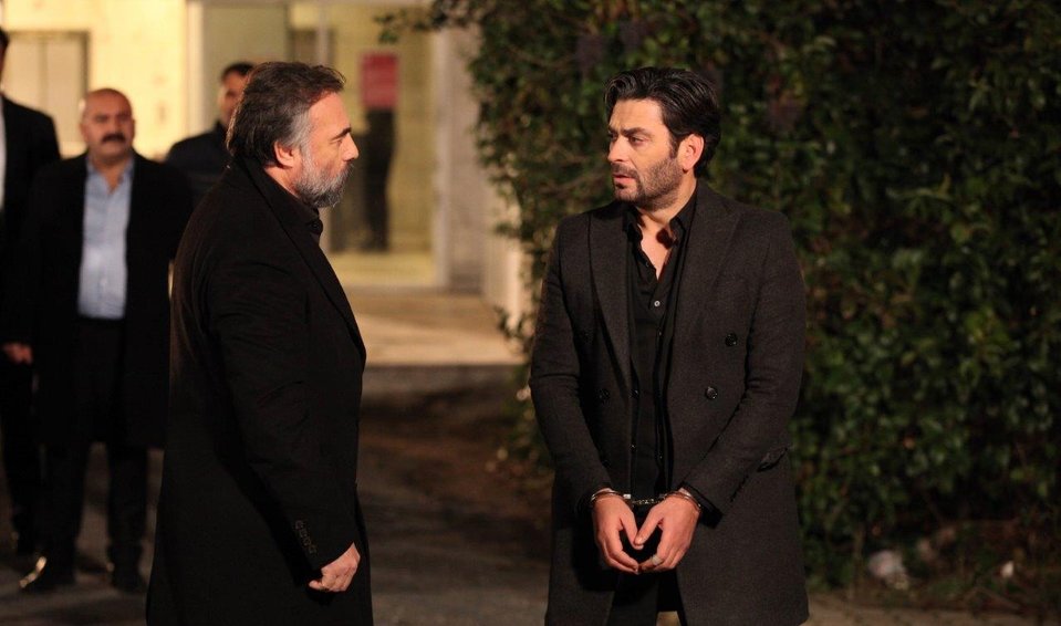 eskiya-dunyaya-hukumdar-olmaz