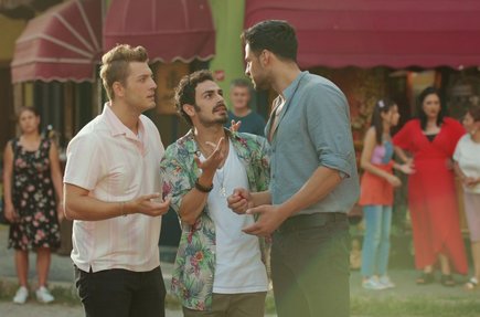 Gencligim Eyvah 4 Bolum Youtube