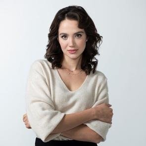 Başım Belada | Kadro | Leyla Biçer