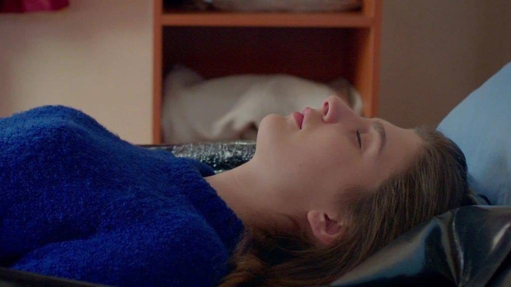 Tuzağa düşüyor... 21. bölüm fotogaleri