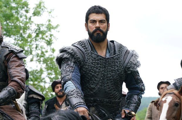 Kuruluş Osman Çarşambanın zirvesinde