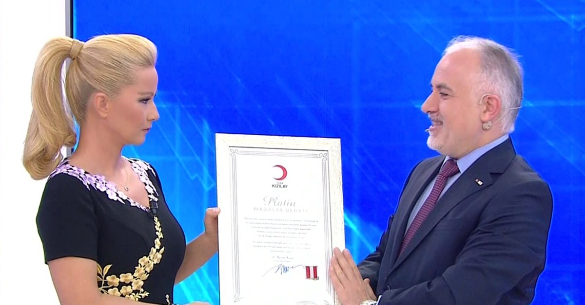 muge-anli-ile-tatli-sert