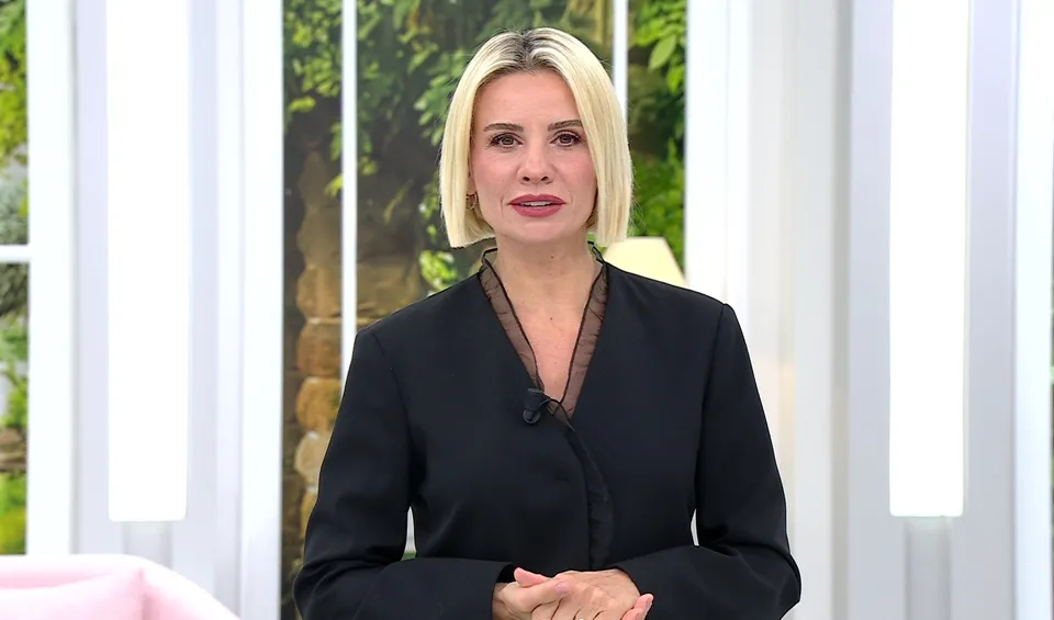 Esra Erol’da