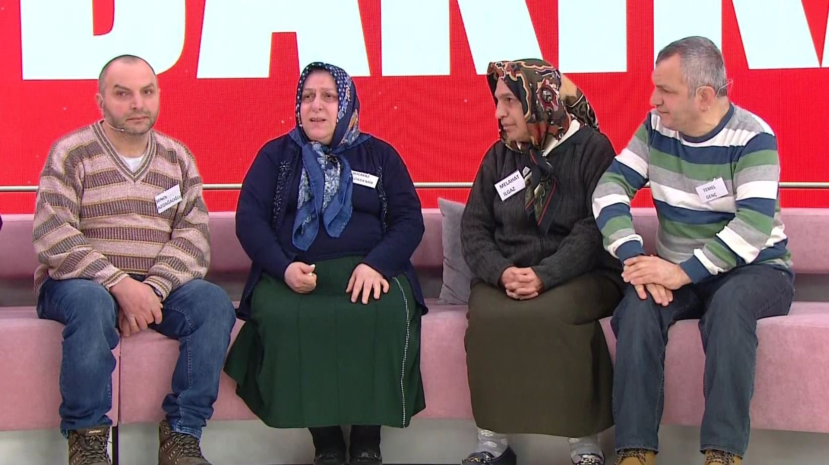 4 kardeş 42 yıl sonra buluştu!