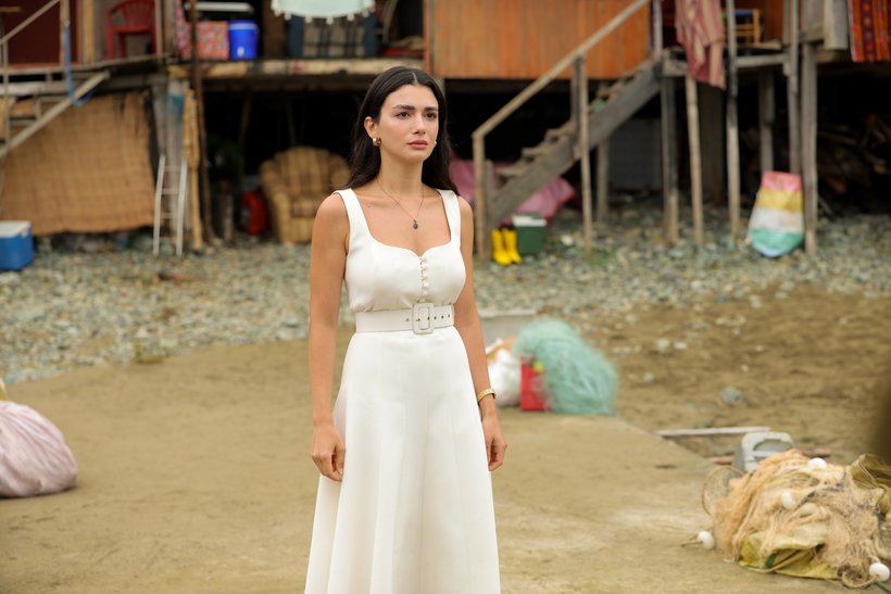 Özge Yağız Kimdir? Özge Yağız Biyografisi