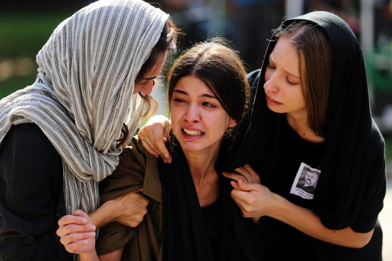 100 karede 100 bölüm