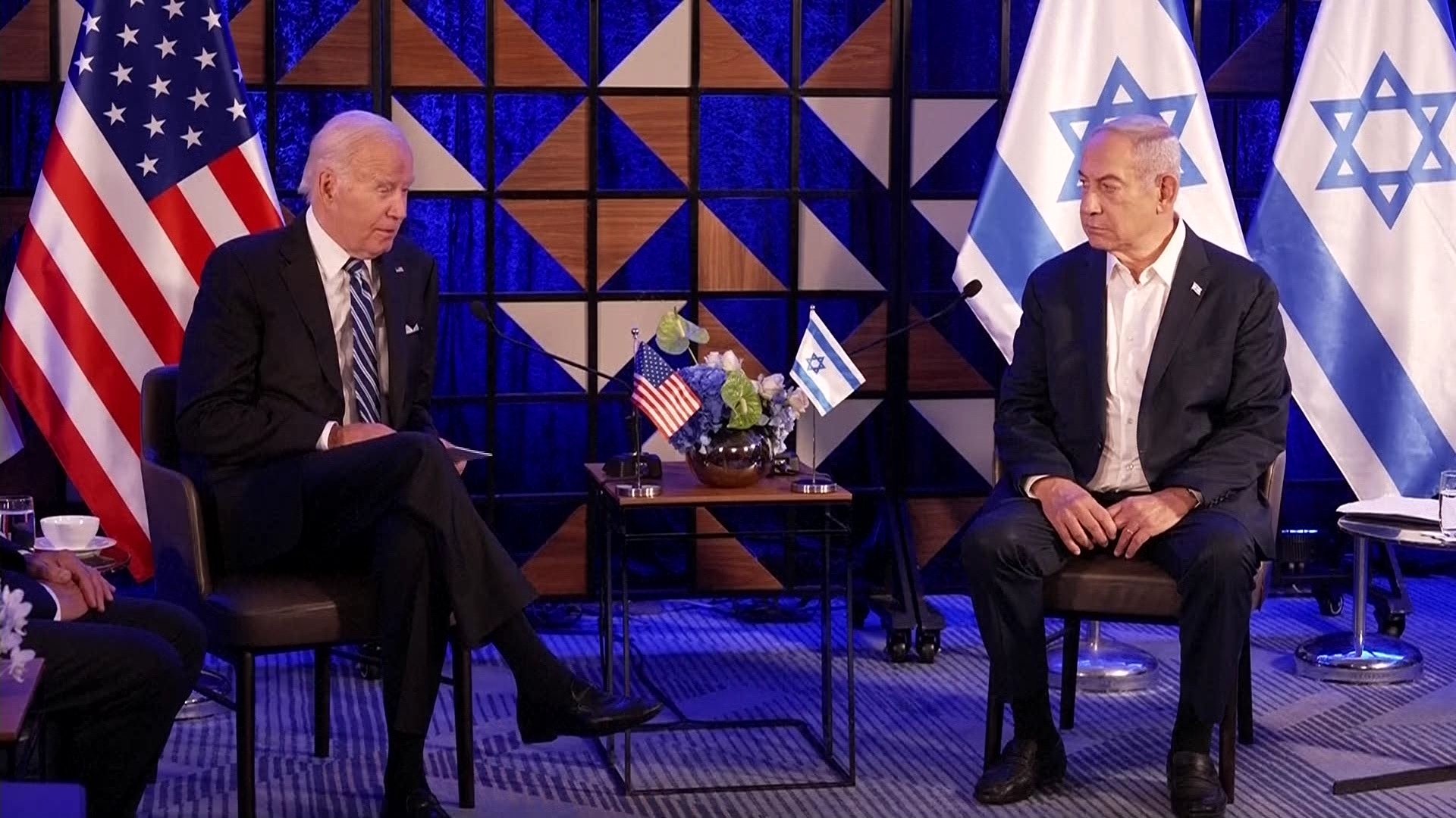 İsrail, Gazze'de hastane bombaladı! Yüzlerce ölü var...