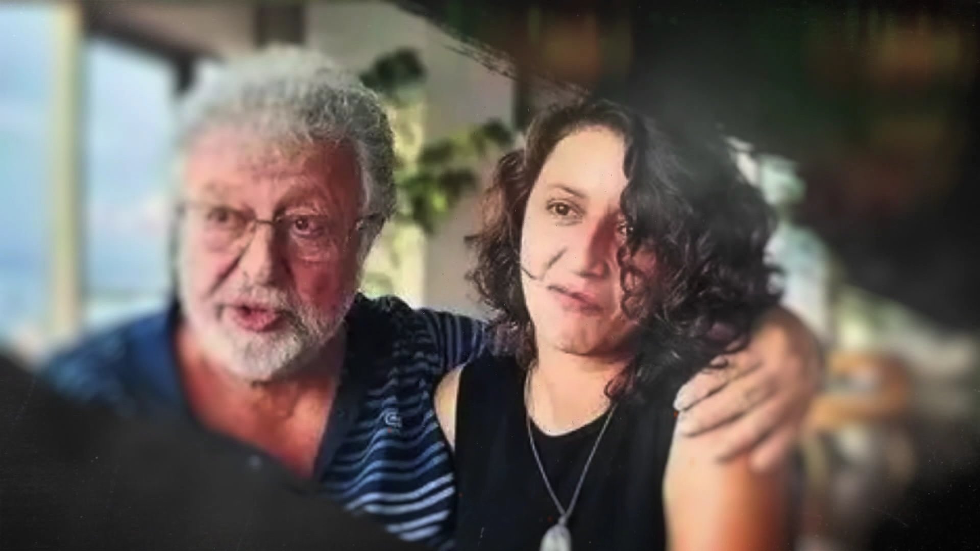 Metin Akpınar’ın kızı Duygu Nebioğlu, annesini arıyor!