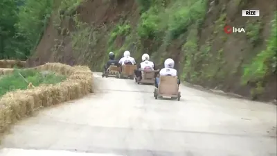 Zorlu parkurda kıyasıya yarış