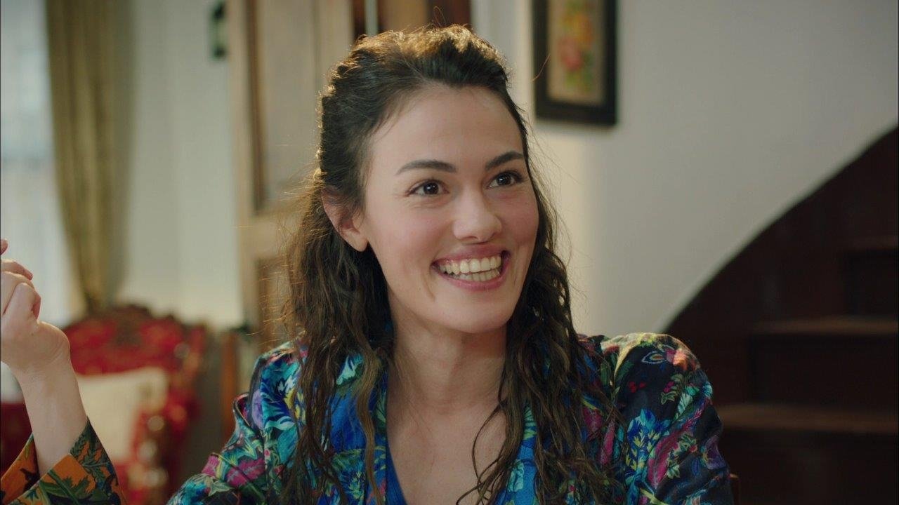 Gonca ve Toprak'ın ilk karşılaşması...