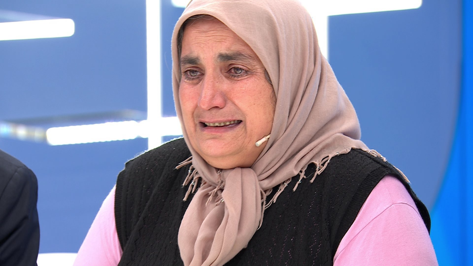 Damadının ayaklarına kapanıp ağladı! Bedriye Kılıç nerede?