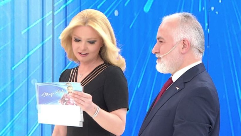 muge-anli-ile-tatli-sert