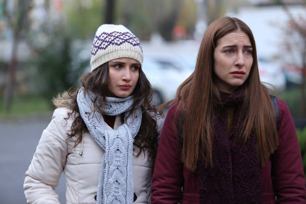 100 karede 100 bölüm