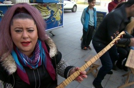 Zeynep Birinci erkekler karavan’ında!