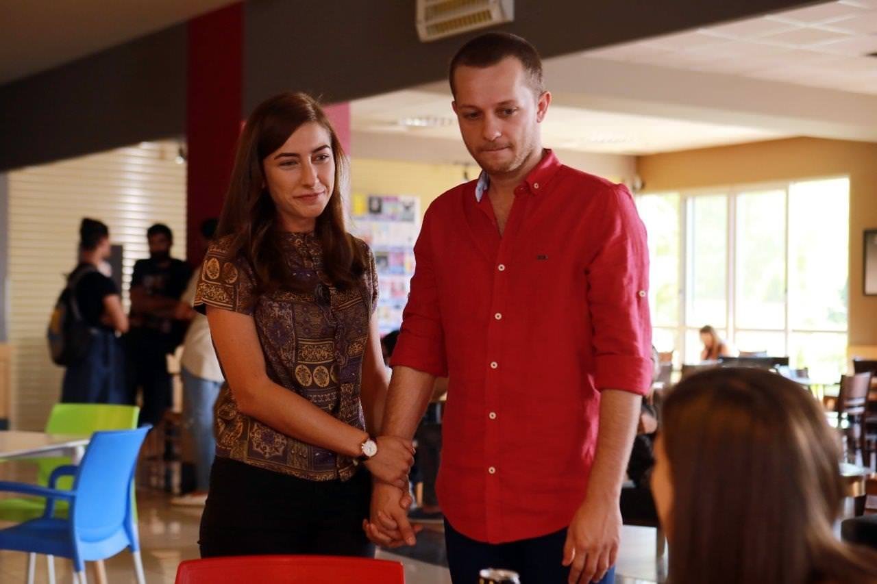 100 karede 100 bölüm