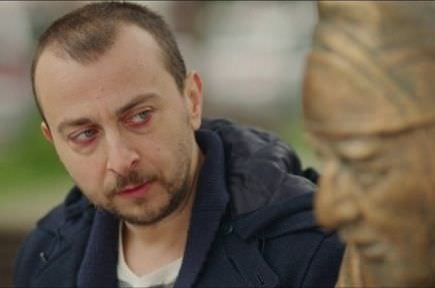 Mutlu Ol Yeter 1. Bölüm replik galerisi