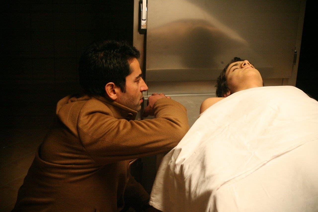 100 karede Ezel efsanesi