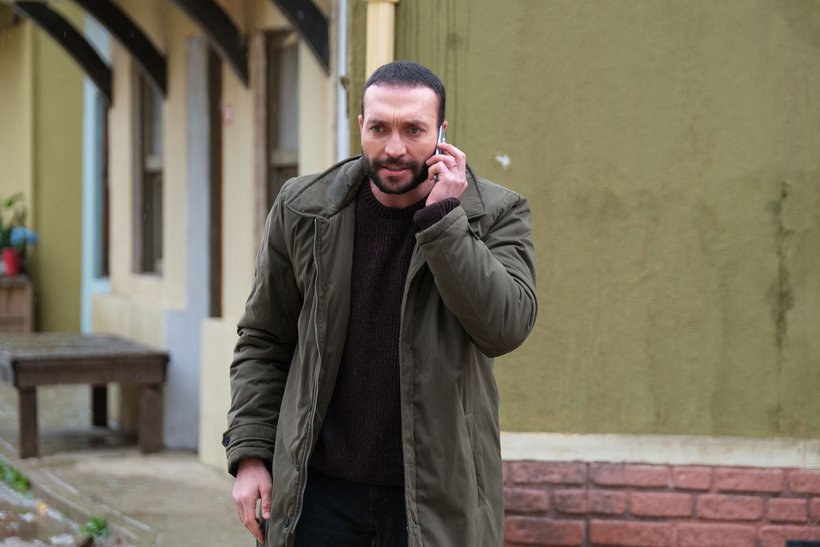 Ateş Kuşları ve Seyfi karşı karşıya