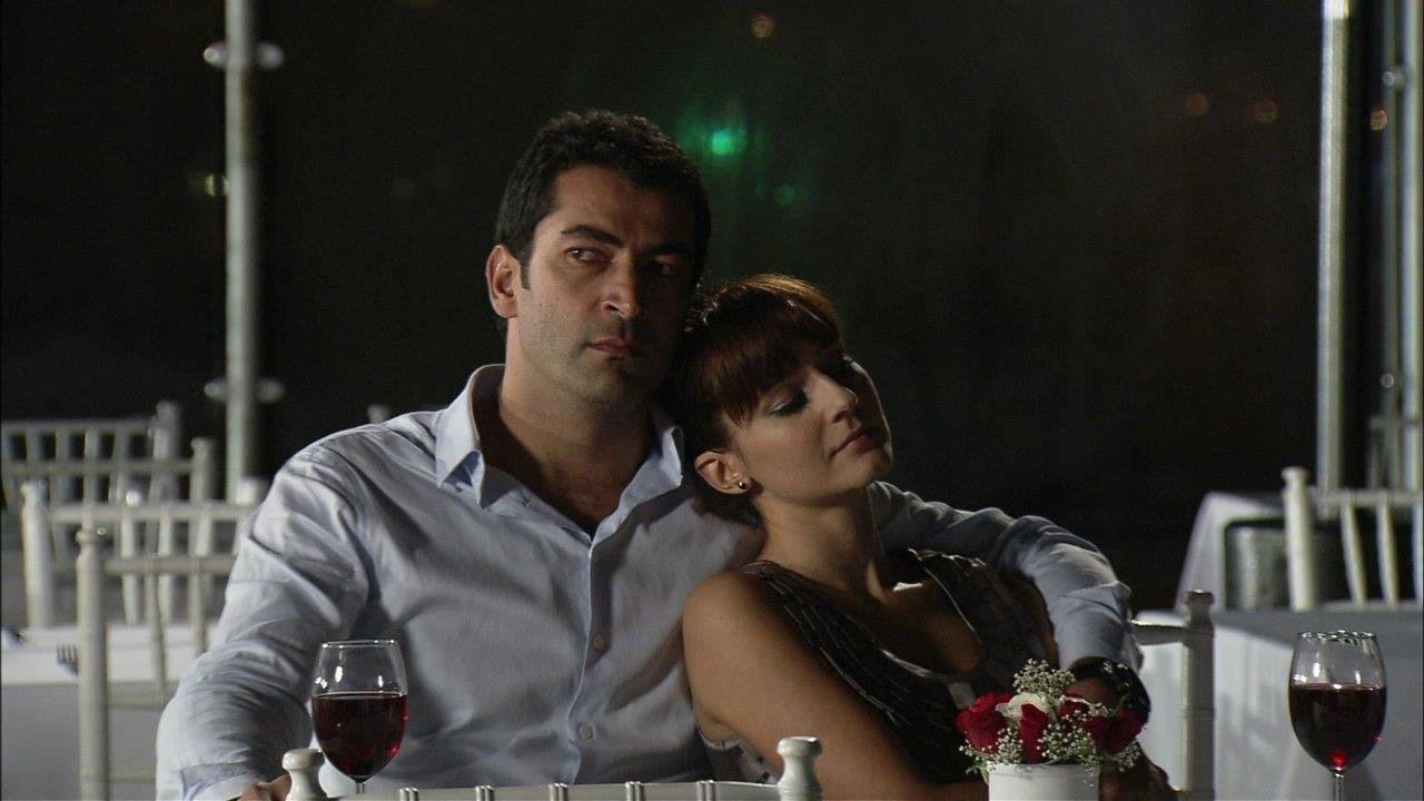 100 karede Ezel efsanesi