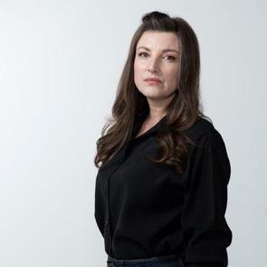 Başım Belada | Kadro | Narin Biçer