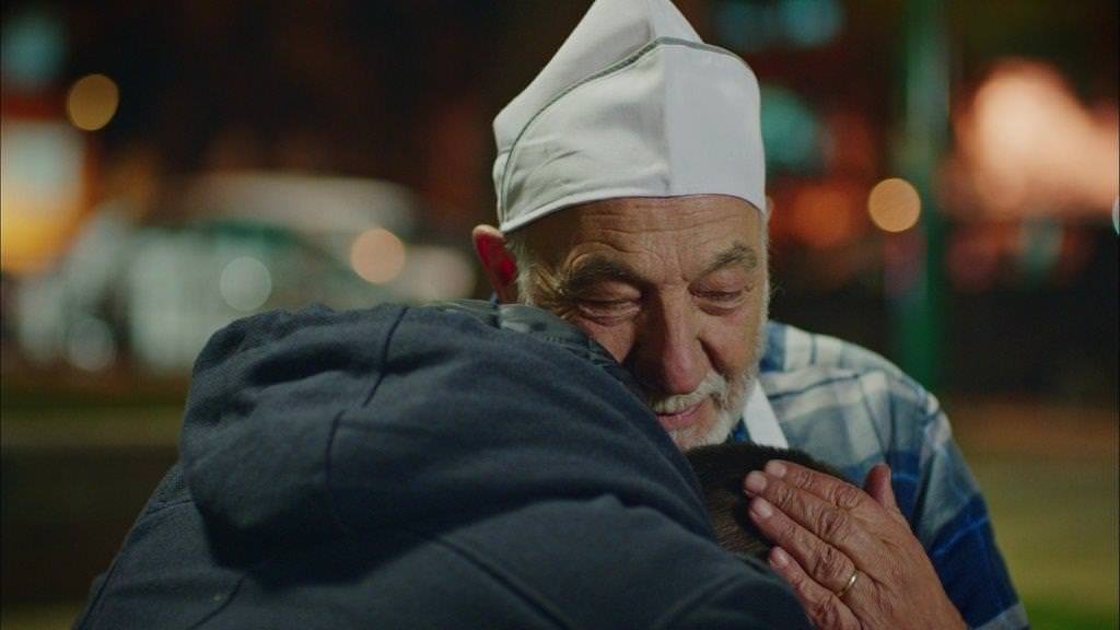 Mutlu Ol Yeter 1. Bölüm replik galerisi