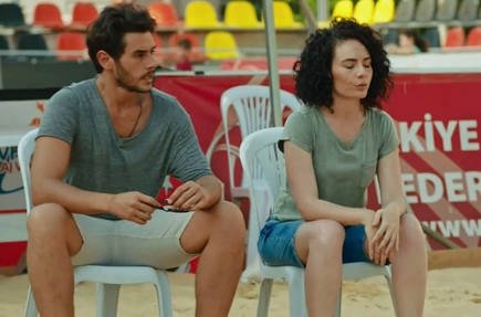 Dişi olmayı zayıflık zannediyorsun!